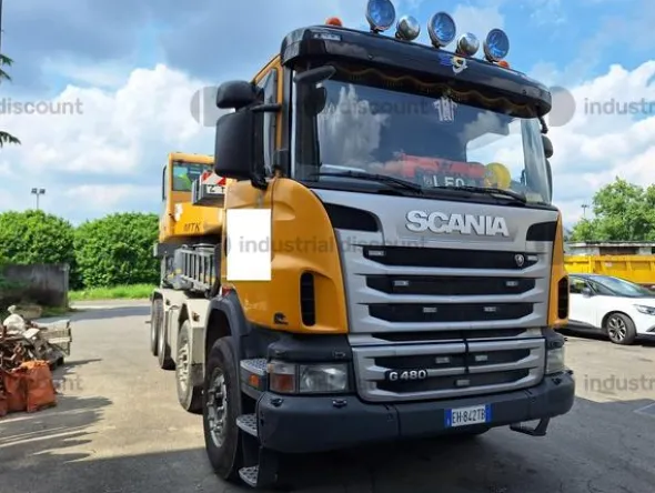 6#9250 Gru su autocarro Marchetti MTK 1006