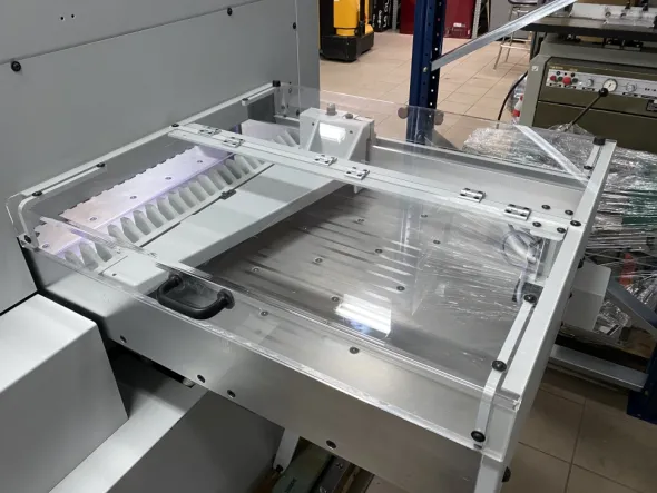 Guillotine Schneider Senator 78 E-line