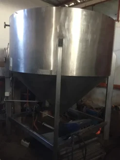 HEATED STAINSTEELTANS