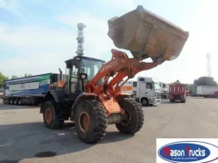 HITACHI ZW180, pala gommata, 2009