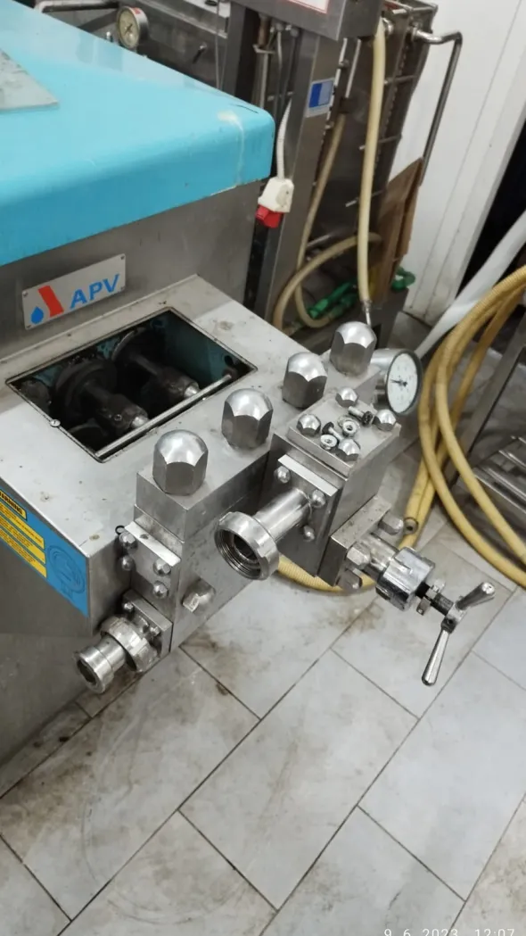 Homogenizer for milk APV Rannie 2000