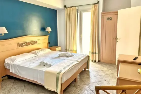 #2537180 Hotel attrezzato con ristorante vista mare