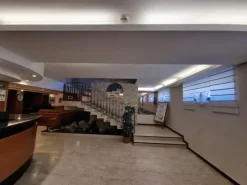 #23913 Hotel con piscina adiacente a complesso sciistico