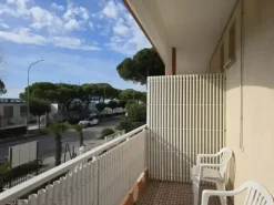 #25771 Hotel di tre piani vista mare