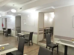 #18768 Hotel fronte mare sul Lido di Ostia