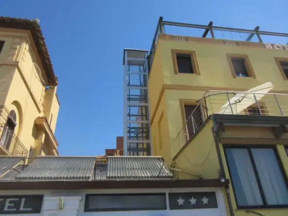#18768 Hotel fronte mare sul Lido di Ostia