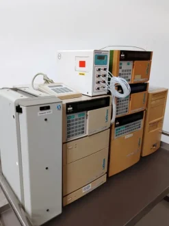 HPLC CROMATOGRAFIA – MERCK HITACHI LACHROM (COMP-24)