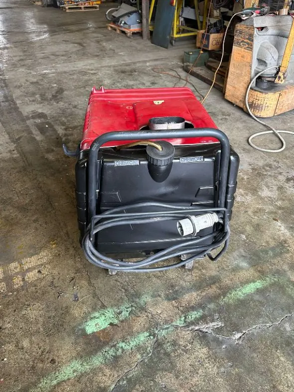 Idropulitrice a caldo AMP Syincron DS2960T