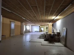#24053 Immobile Commerciale a Caltignaga con ottima visibilità