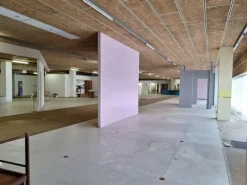 #24053 Immobile Commerciale a Caltignaga con ottima visibilità