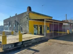 #15825 Immobile commerciale su due livelli con pertinenza esclusiva