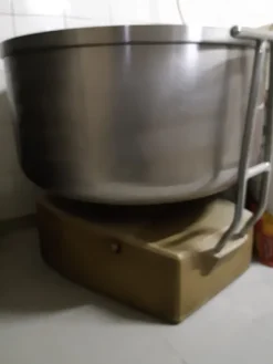 Impastatrice a bracci tuffanti Sottoriva da 120 kg