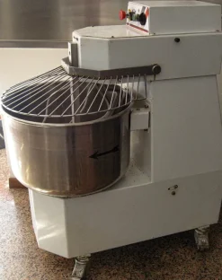 Impastatrice a spirale Avancini SP50