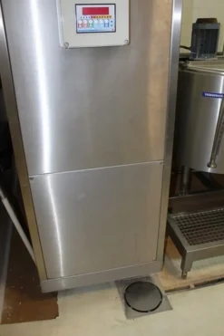 2#7210 Impianto di acqua refrigerata Tecnofreeze