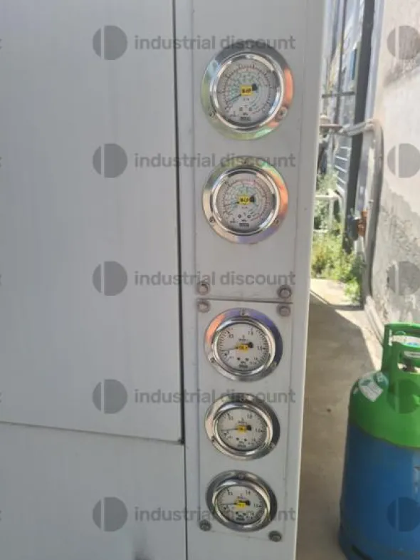 6#9204 Impianto frigorifero Aerre e impianto produzione ghiaccio B&B