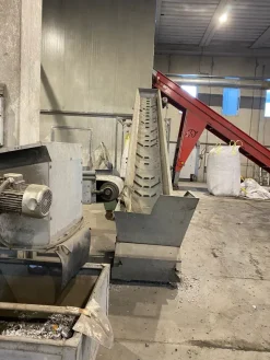 IMPIANTO MACINAZIONE CON MULINO VERTICALE