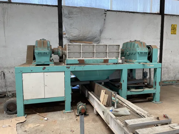 Impianto pellet+robot palletizzatore+insach. autom.