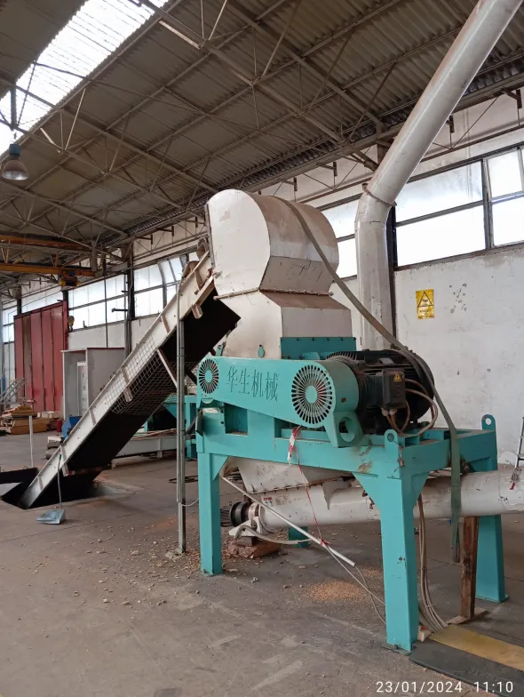 Impianto pellet+robot palletizzatore+insach. autom.