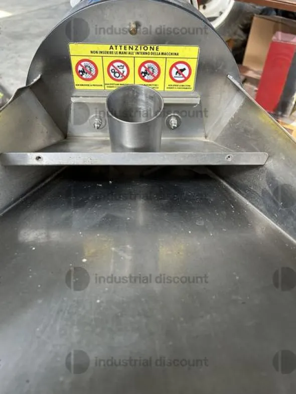 1#9767 Impianto per la produzione di olio