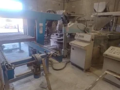 IMPIANTO PRODUZIONE MATTONI IN CEMENTO