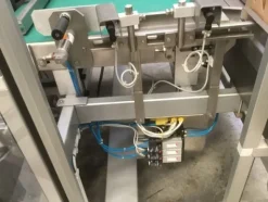 81#8549 Incartonatrice per bottiglie FP Machinery