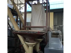 INSACCATRICE AUTOMATICA SACCHI PREMISCELATI