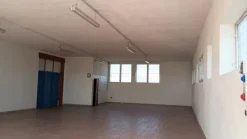 intero edificio di tre capannoni