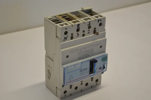 Interruttore Bticino mod. ME250 T7234BA