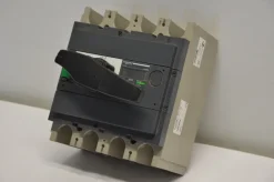 Interruttore Schneider mod. INS 320