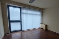 #25750 In vendita o in locazione commerciale locali al piano terra