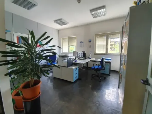 #1869 Investimento immobiliare - Complesso direzionale ad uso uffici pubblici locato all'INPS