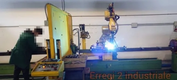 Isola Robot Fanuc d'occasione per saldatura mig mag