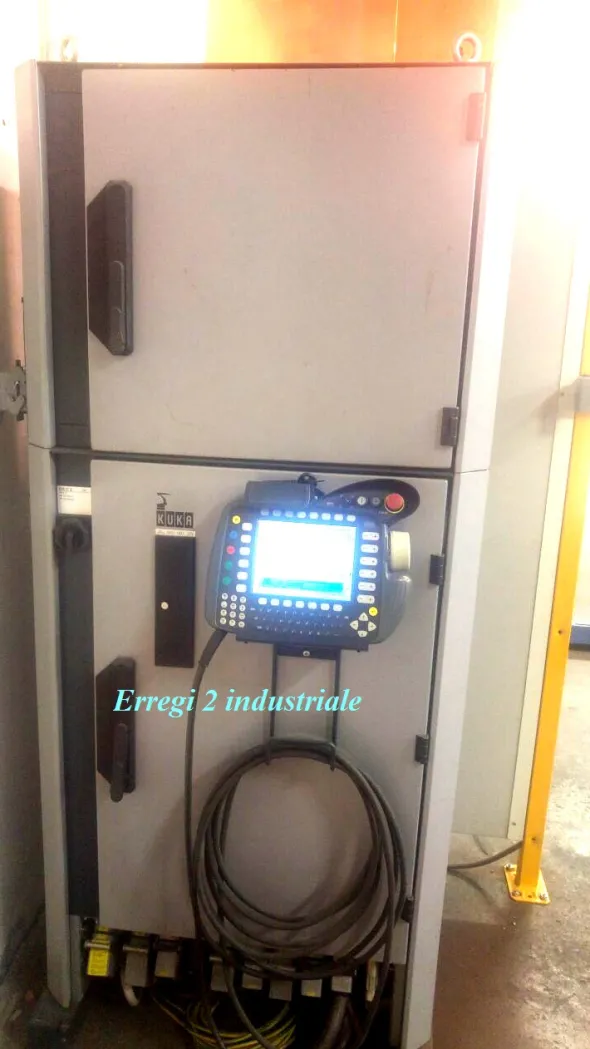 Isola Robot Kuka con saldatrice Fronius CMT, testata