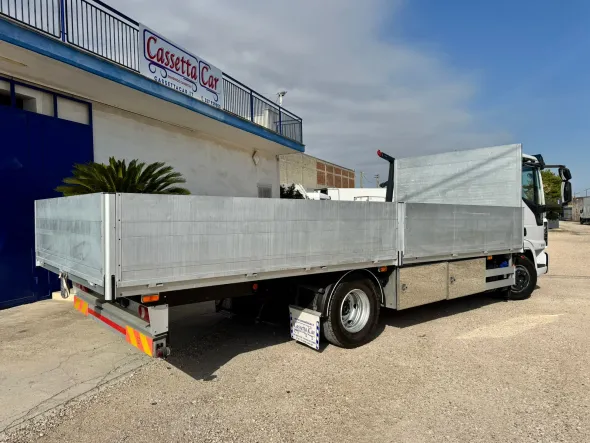 IVECO EUROCARGO 75E21 CASSONE FISSO E6