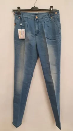 2#5622 Jeans donna Ferrè