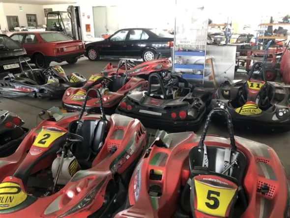 2#4724 Kart elettrici Parolin Indoor E-XT 40