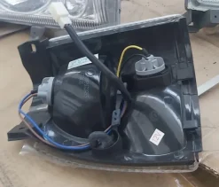38#4979 Kit frecce Nissan Cabstar
