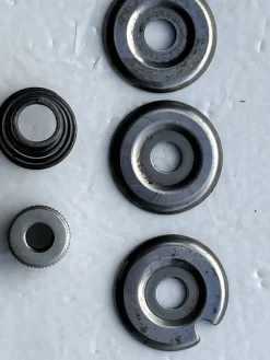 Kit molla e piattelli tendifilo per macchine da cucire