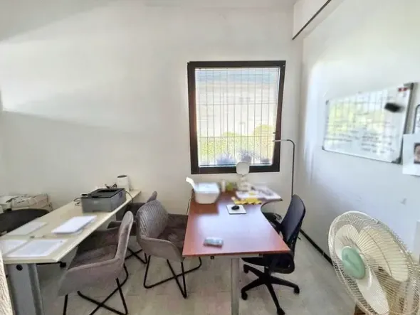 #2535009 Laboratorio al piano terra