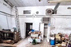 #2537073 Laboratorio artigianale in zona residenziale