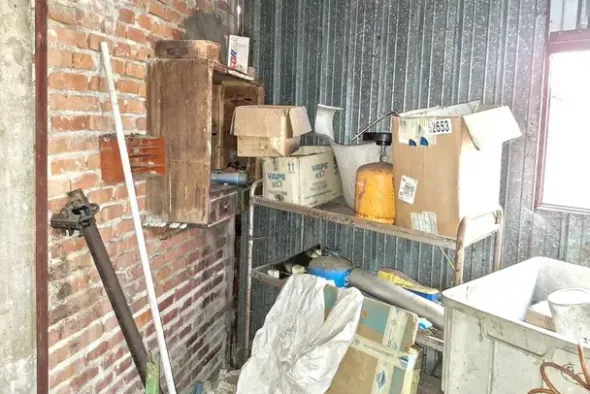 #2537073 Laboratorio artigianale in zona residenziale