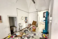 #25560 Laboratorio artigiano con corte in centro città
