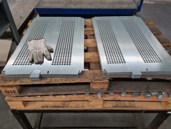 10#5878 Lamiere zincate e lucide