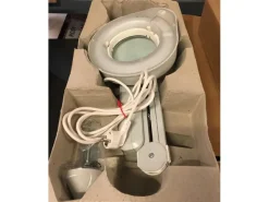 Lampade Professionali Luxo LFM con Lente Ingrandimento