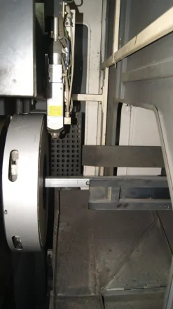 Laser fiber per il taglio di tubi e profili BODOR T230