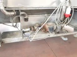 lavaggio a doccetta per verdura da sistemare