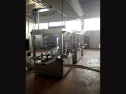 LC565 Linea di riempimento usata per acua - PET 5L