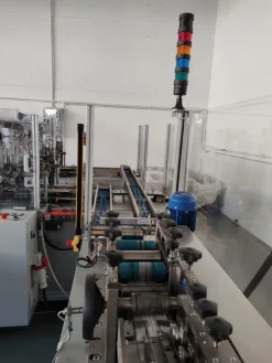 Linea automatica produzione mascherine chirurgiche