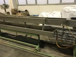 LINEA DI ESTRUSIONE PER TUBI DA IRRIGAZIONE CON GOCCIOLATORI