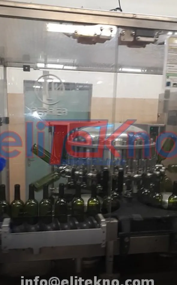 Linea di imbottigliamento – vino fermo